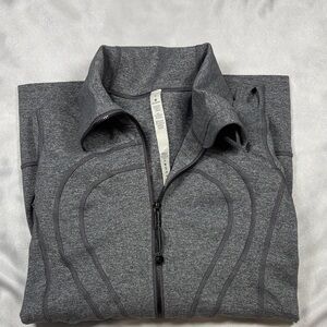 Lululemon Women's Gray Jacket Size 6 🩶🩶